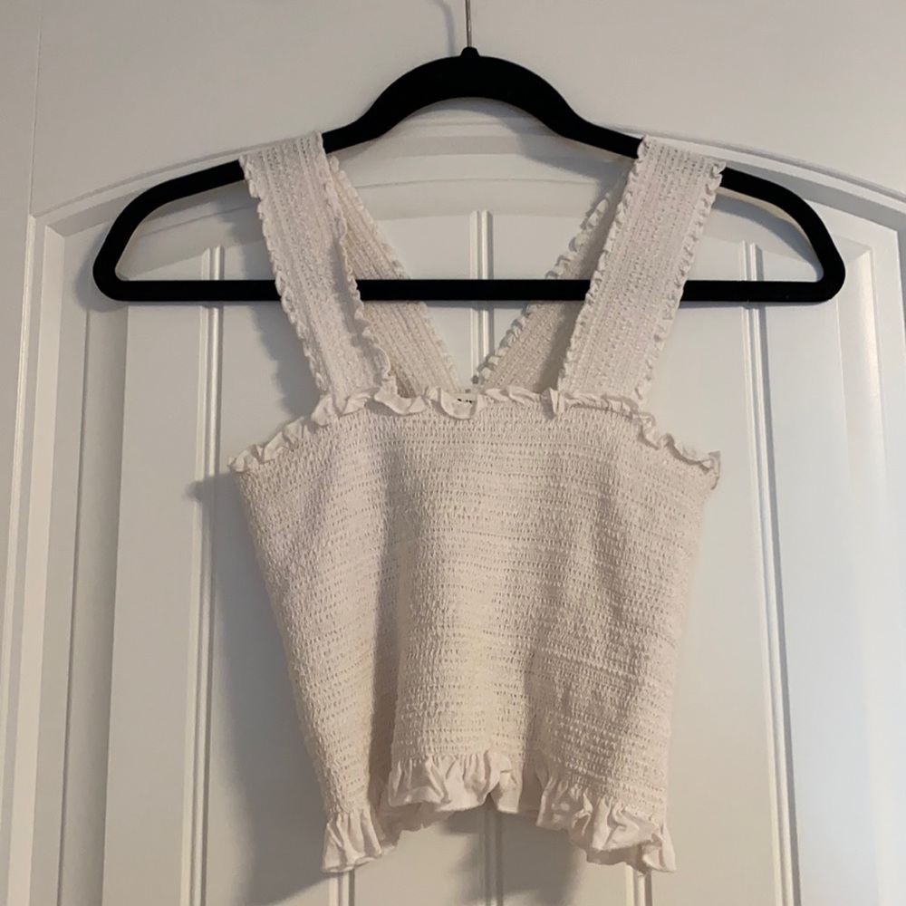 White crop top - The Latest Scoop